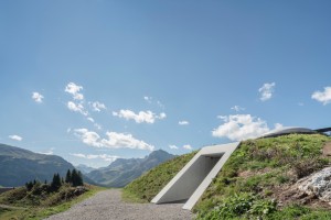 Skyspace-Lech von James Turrell, Foto: Florian Holzherr